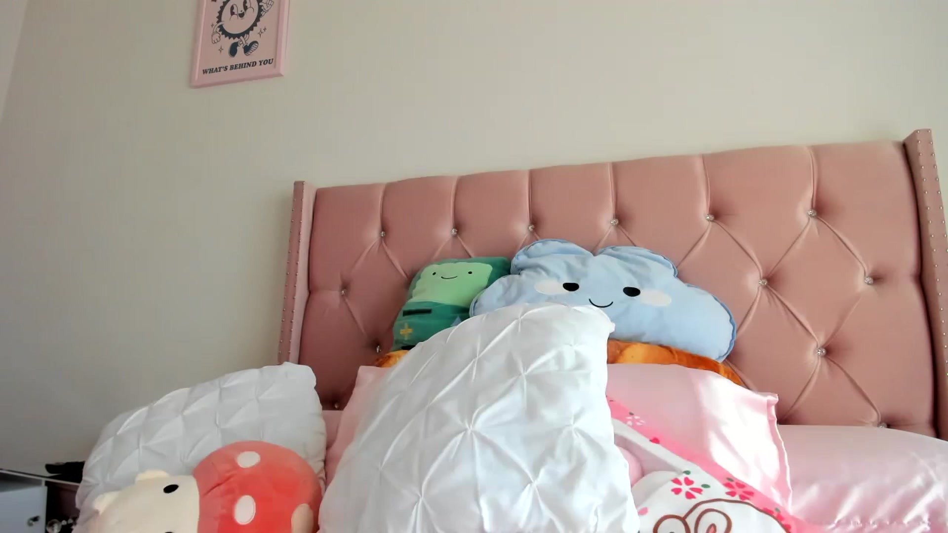 Gallery image thumbnail from Cherrycute666's myfreecams stream on, 04/29/2023, 13:37 image 4 of 20