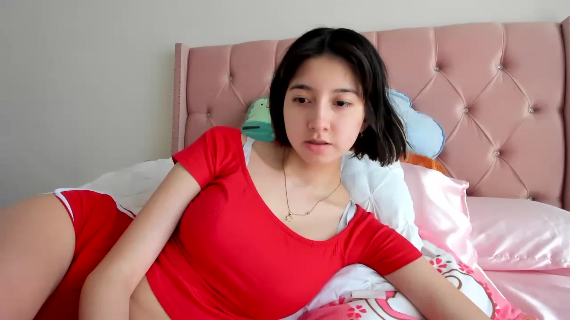 Gallery image thumbnail from Cherrycute666's myfreecams stream on, 04/29/2023, 13:37 image 12 of 20