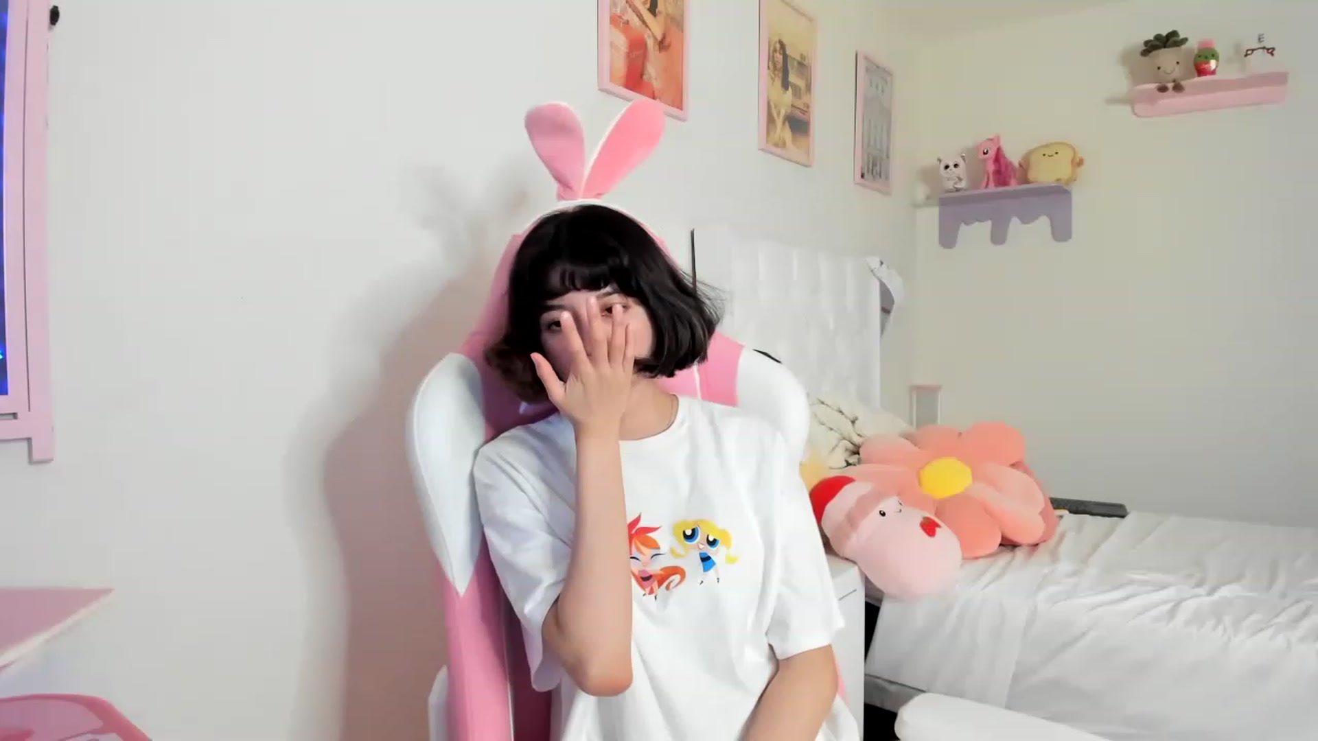 Gallery image thumbnail from Cherrycute666's myfreecams stream on, 04/30/2023, 11:12 image 19 of 20