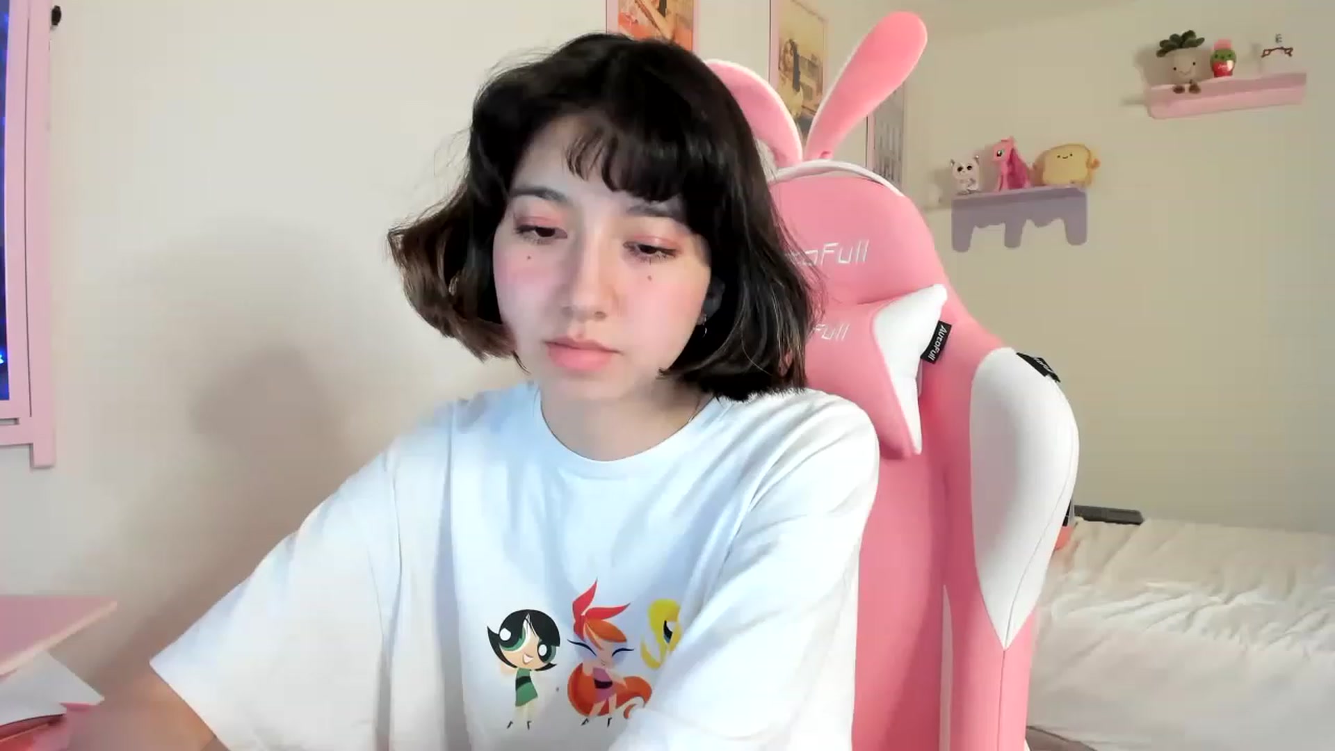 Gallery image thumbnail from Cherrycute666's myfreecams stream on, 04/30/2023, 11:12 image 16 of 20