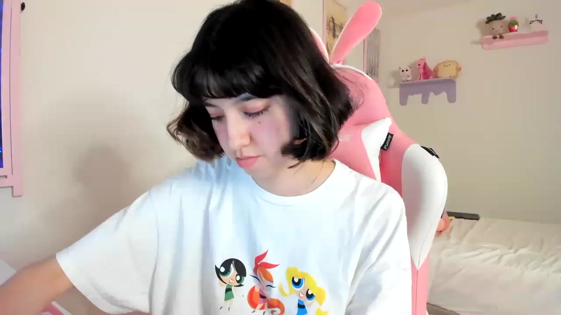 Gallery image thumbnail from Cherrycute666's myfreecams stream on, 04/30/2023, 11:12 image 9 of 20