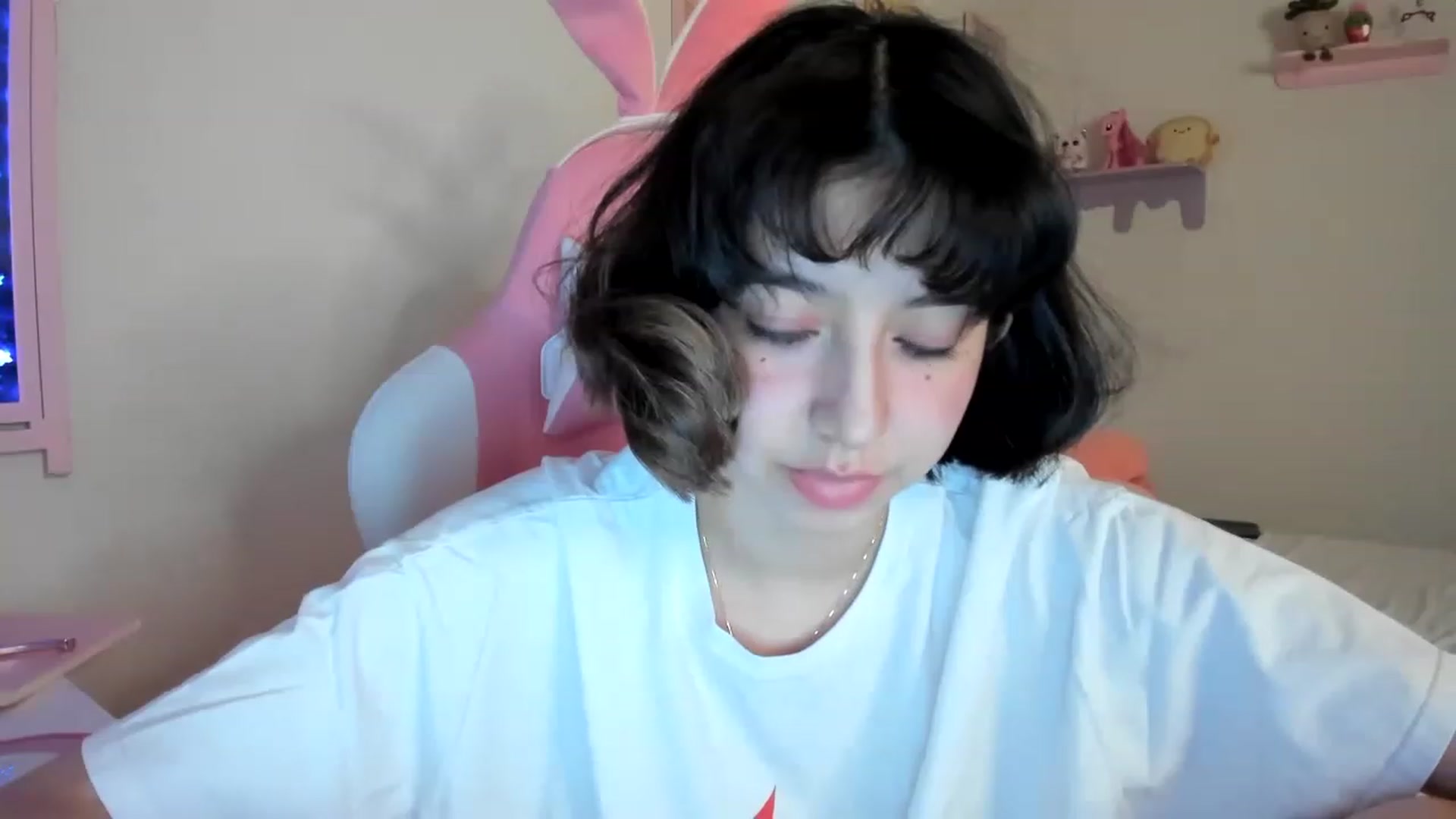 Gallery image thumbnail from Cherrycute666's myfreecams stream on, 04/30/2023, 11:49 image 7 of 20
