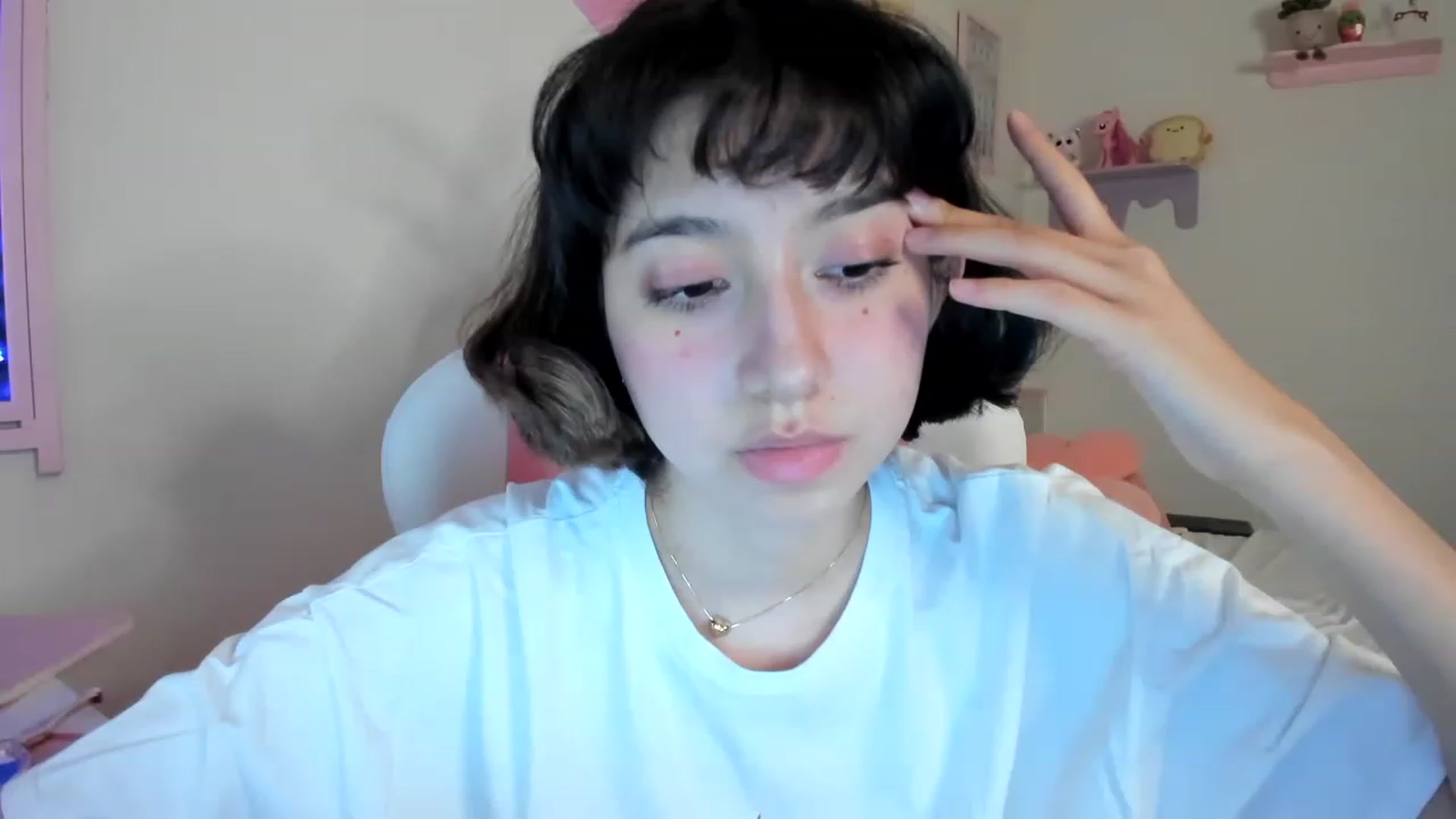 Gallery image thumbnail from Cherrycute666's myfreecams stream on, 04/30/2023, 11:49 image 4 of 20