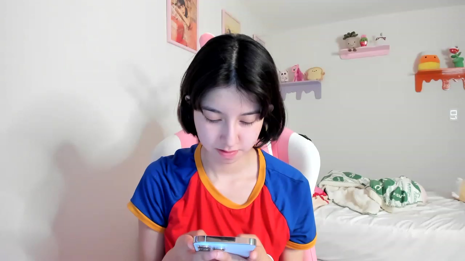 Gallery image thumbnail from Cherrycute666's myfreecams stream on, 05/01/2023, 14:09 image 3 of 20