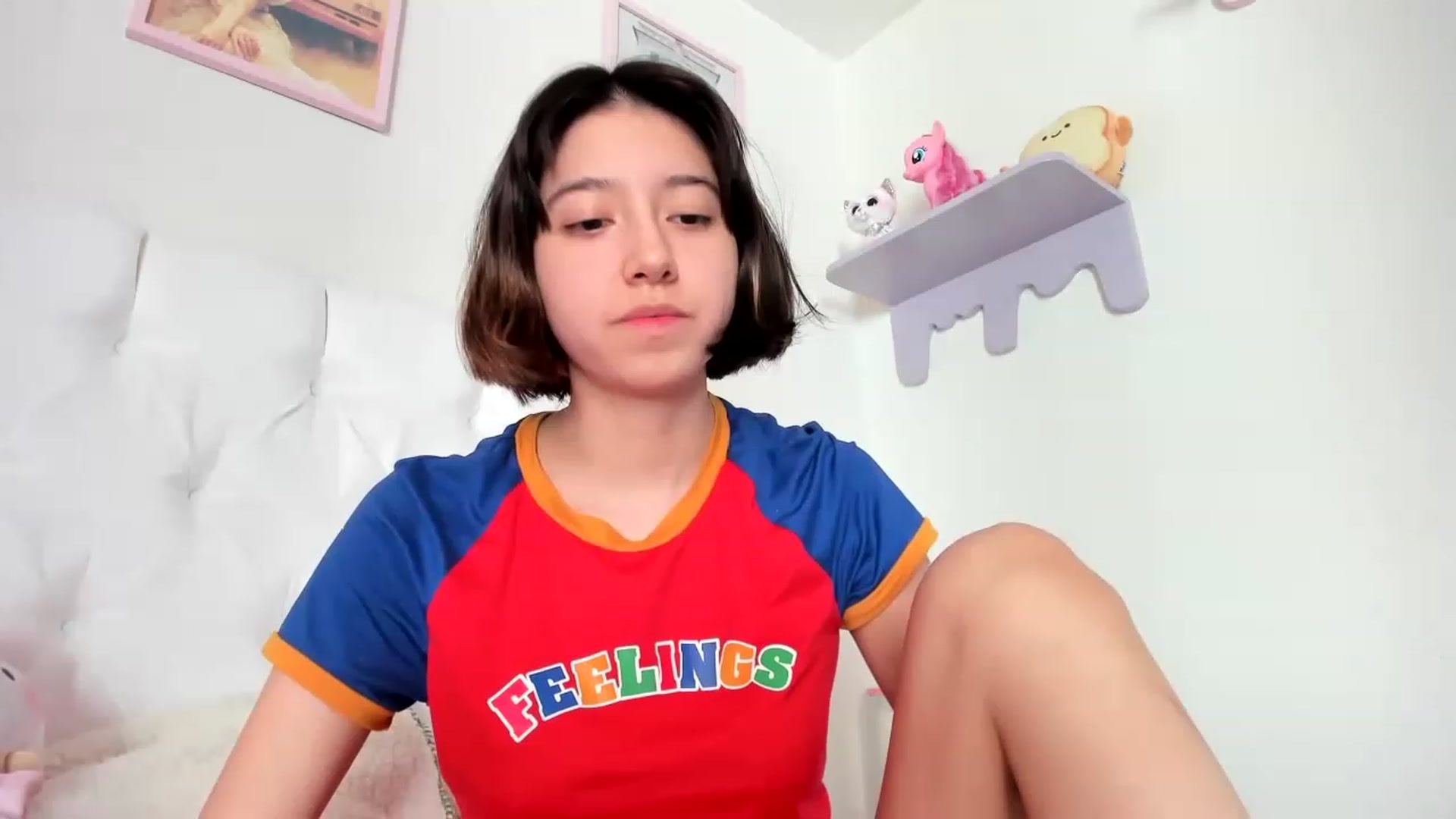 Gallery image thumbnail from Cherrycute666's myfreecams stream on, 05/01/2023, 18:05 image 2 of 20