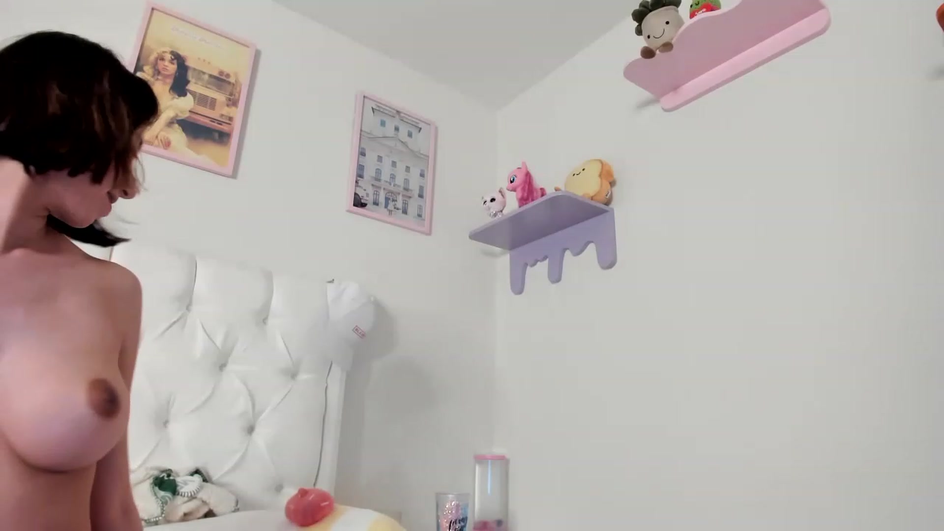 Gallery image thumbnail from Cherrycute666's myfreecams stream on, 05/02/2023, 07:44 image 14 of 20