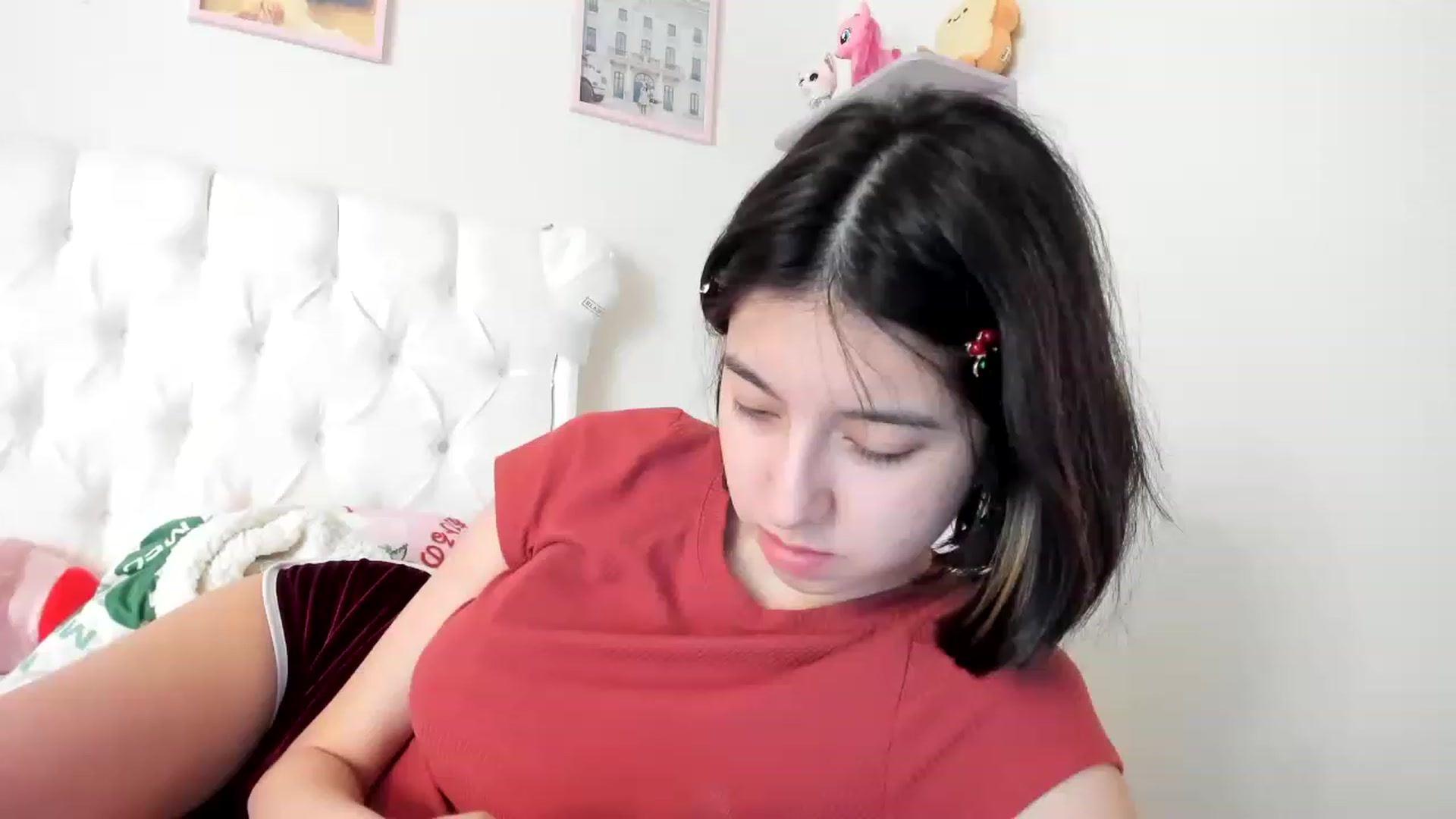 Gallery image thumbnail from Cherrycute666's myfreecams stream on, 05/02/2023, 20:55 image 3 of 20