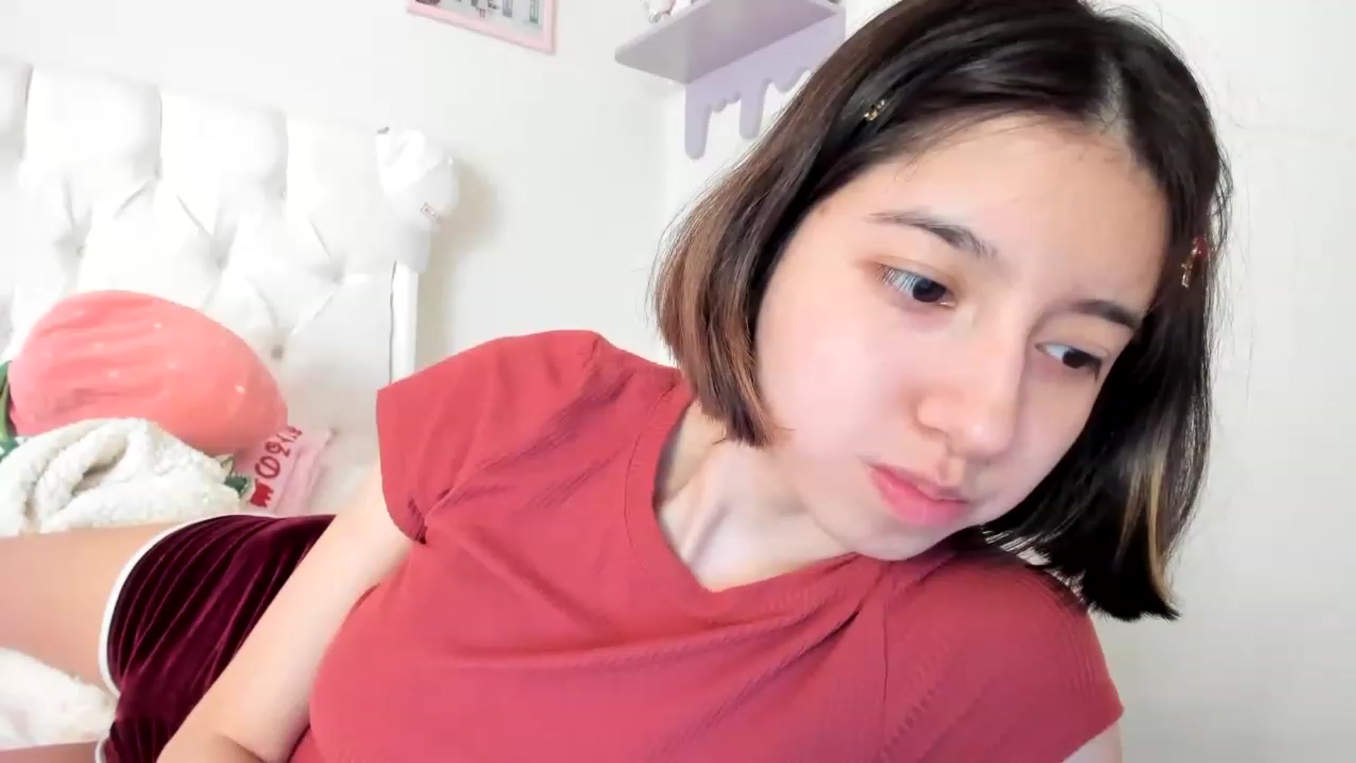 Gallery image thumbnail from Cherrycute666's myfreecams stream on, 05/02/2023, 20:55 image 2 of 20