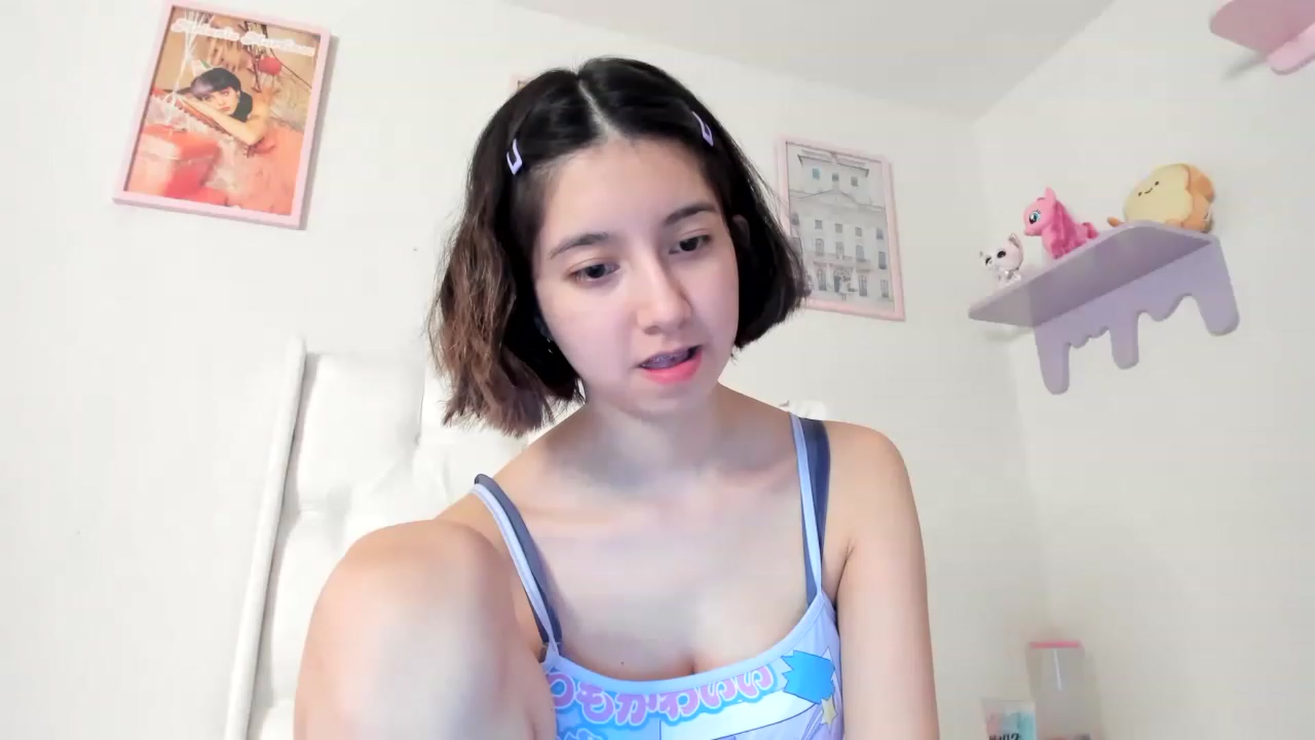 Gallery image thumbnail from Cherrycute666's myfreecams stream on, 05/03/2023, 04:41 image 14 of 20