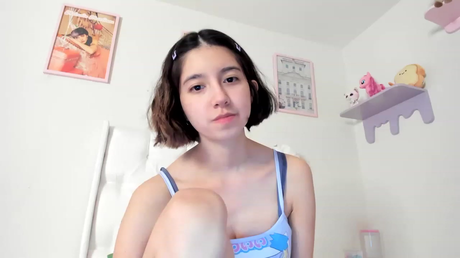 Gallery image thumbnail from Cherrycute666's myfreecams stream on, 05/03/2023, 04:41 image 10 of 20