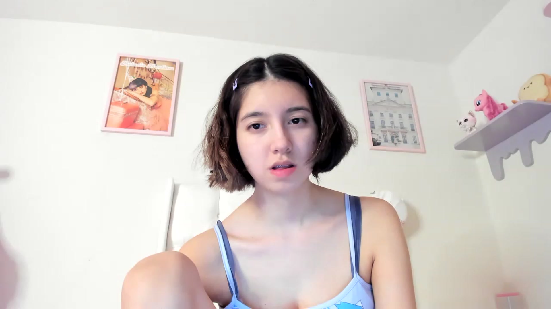 Gallery image thumbnail from Cherrycute666's myfreecams stream on, 05/03/2023, 04:41 image 7 of 20