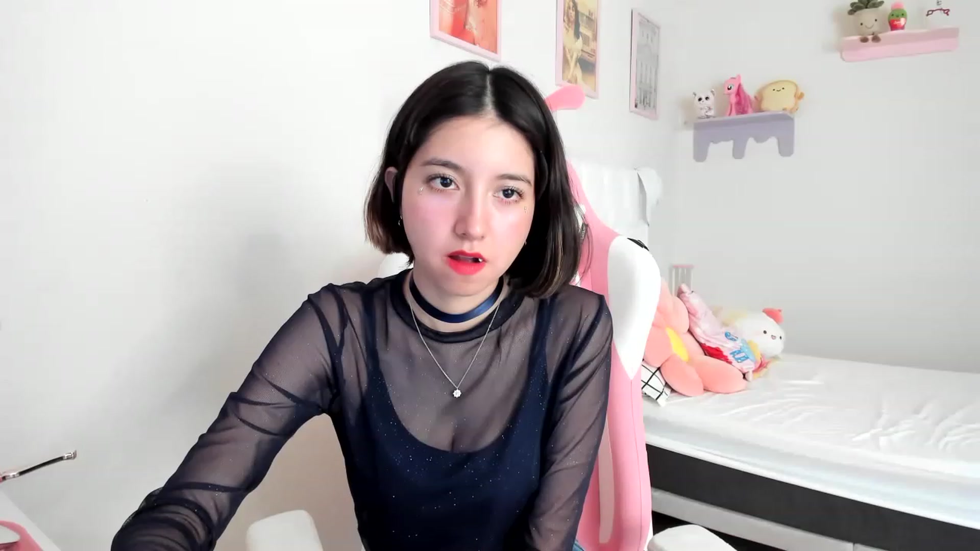 Gallery image thumbnail from Cherrycute666's myfreecams stream on, 05/03/2023, 18:58 image 10 of 20