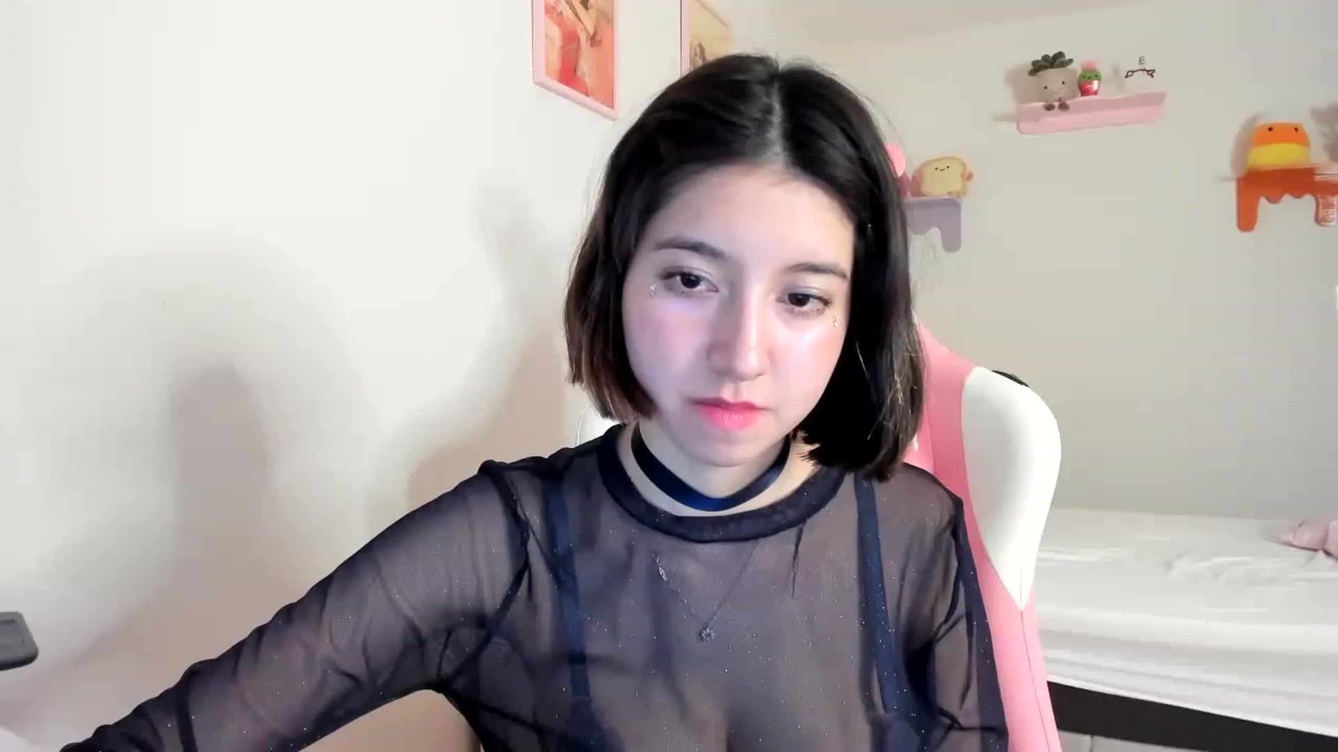 Gallery image thumbnail from Cherrycute666's myfreecams stream on, 05/04/2023, 04:44 image 18 of 20
