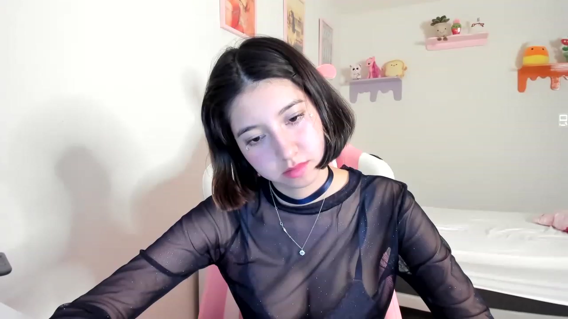 Gallery image thumbnail from Cherrycute666's myfreecams stream on, 05/04/2023, 04:44 image 6 of 20