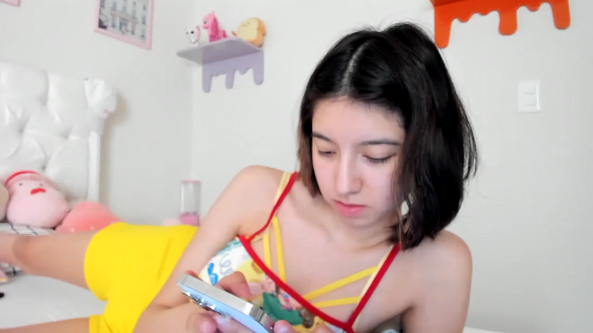 Gallery image thumbnail from Cherrycute666's myfreecams stream on, 05/04/2023, 17:41 image 5 of 20