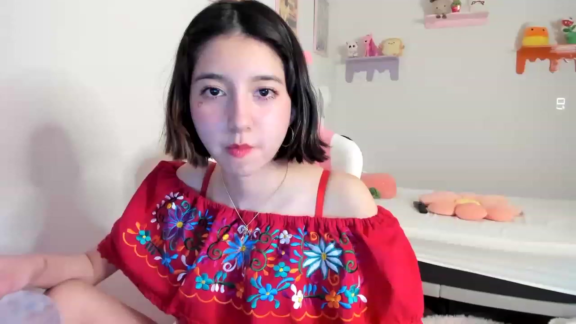 Gallery image thumbnail from Cherrycute666's myfreecams stream on, 05/06/2023, 04:05 image 11 of 20