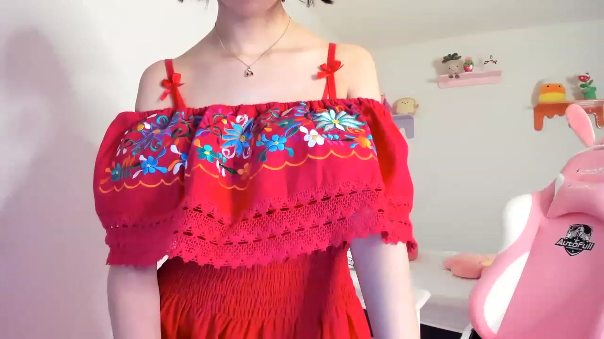 Gallery image thumbnail from Cherrycute666's myfreecams stream on, 05/06/2023, 08:48 image 1 of 20