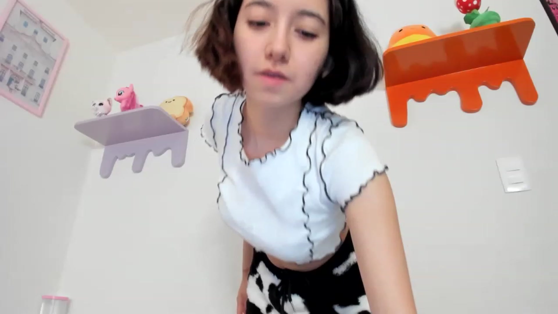 Gallery image thumbnail from Cherrycute666's myfreecams stream on, 05/06/2023, 14:41 image 15 of 20