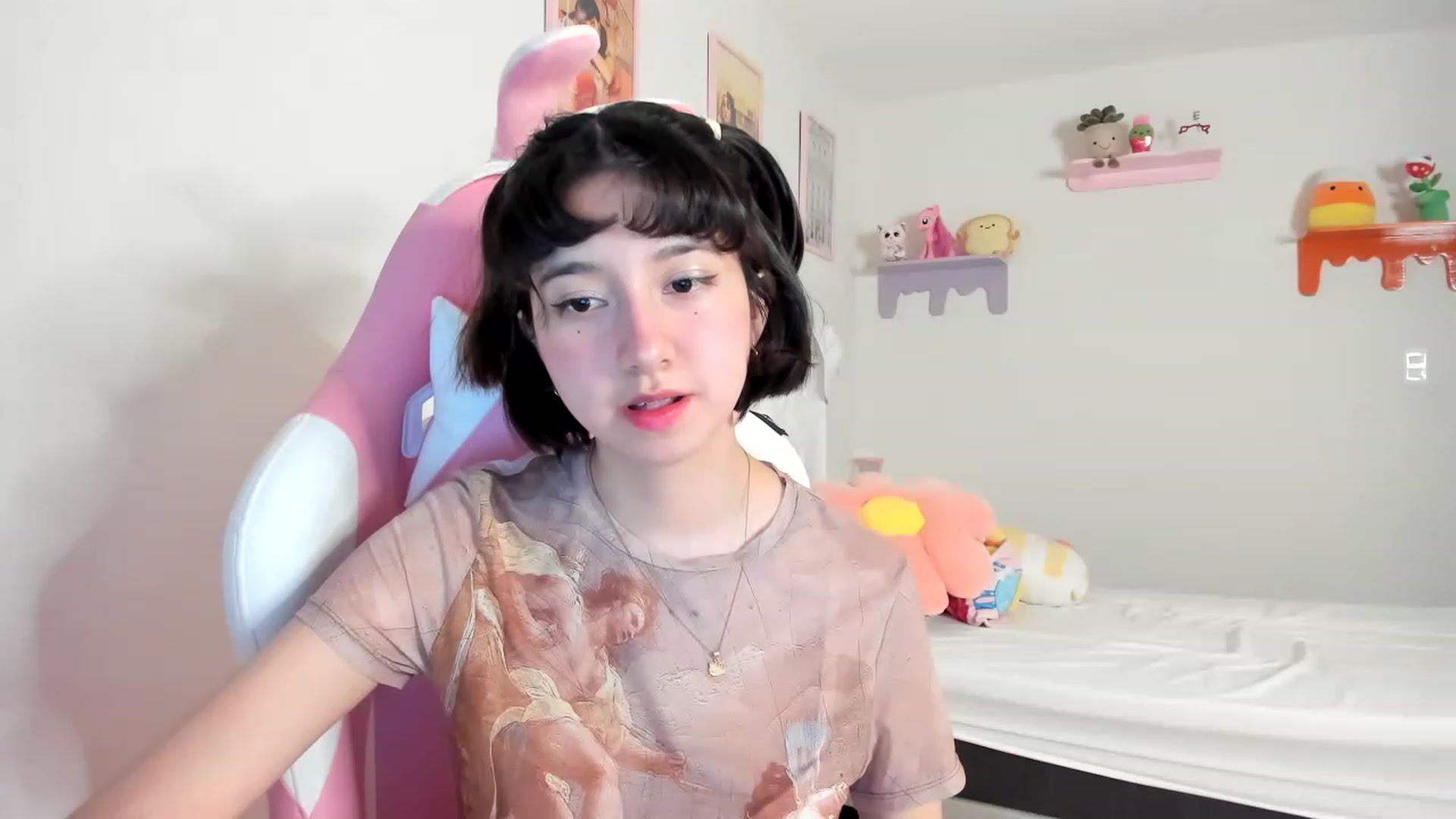 Gallery image thumbnail from Cherrycute666's myfreecams stream on, 05/07/2023, 01:20 image 20 of 20