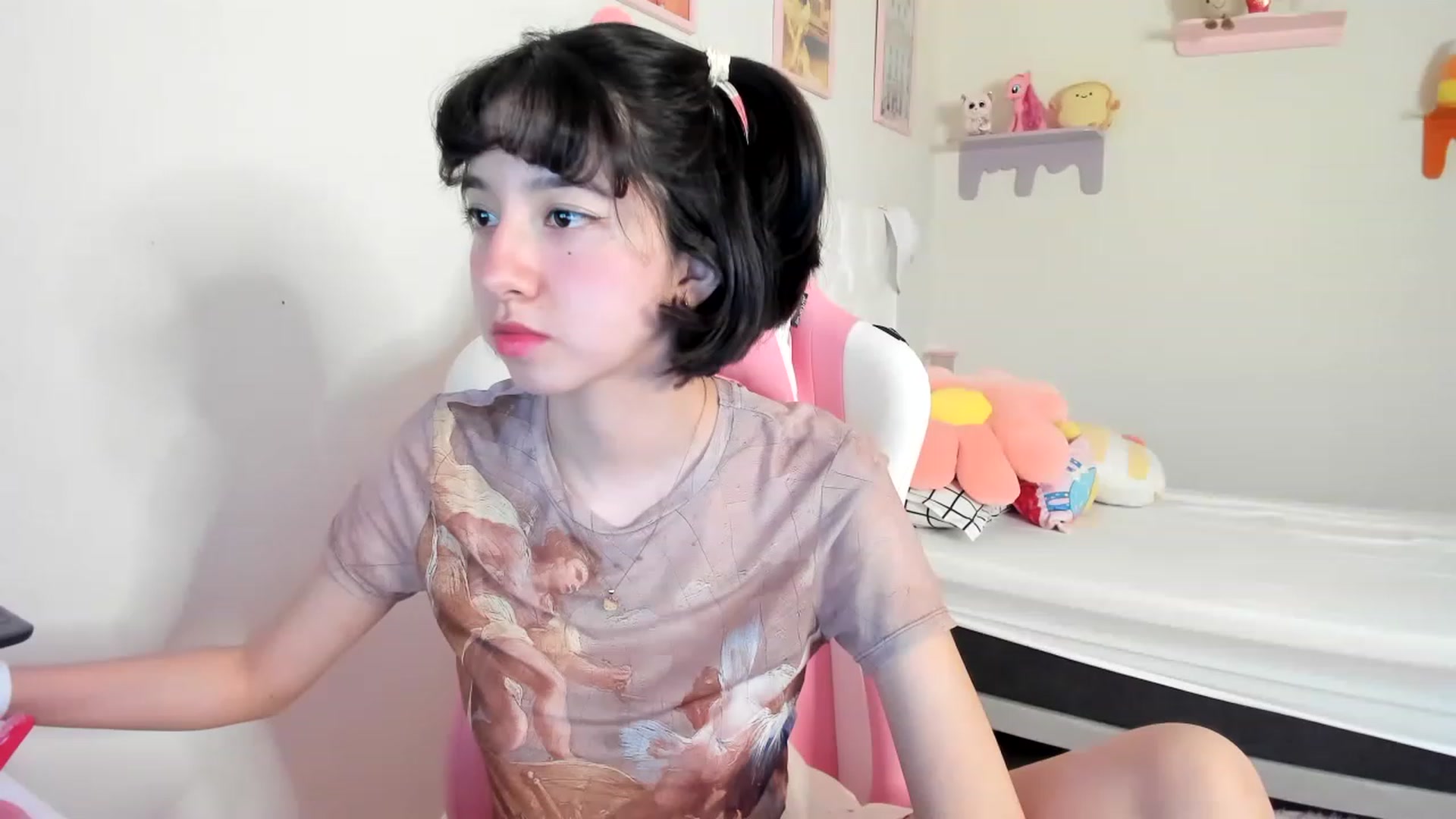 Gallery image thumbnail from Cherrycute666's myfreecams stream on, 05/07/2023, 01:20 image 2 of 20