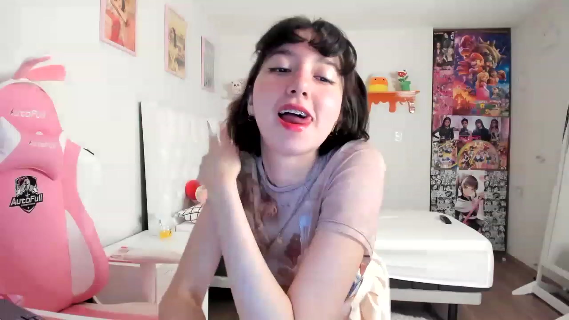 Gallery image thumbnail from Cherrycute666's myfreecams stream on, 05/07/2023, 03:18 image 6 of 20