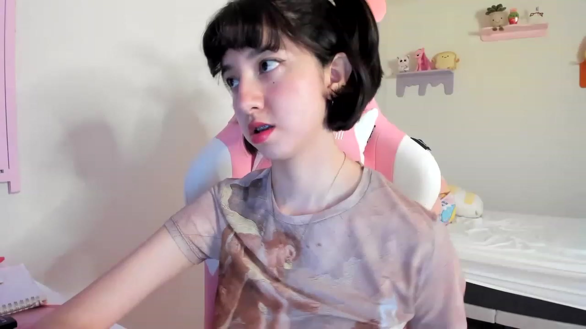 Gallery image thumbnail from Cherrycute666's myfreecams stream on, 05/07/2023, 03:18 image 14 of 20