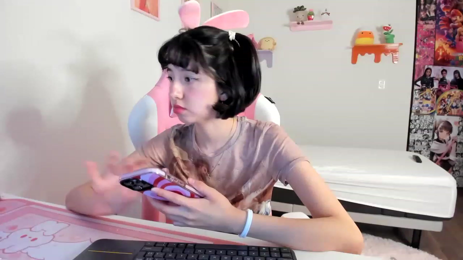 Gallery image thumbnail from Cherrycute666's myfreecams stream on, 05/07/2023, 03:18 image 18 of 20