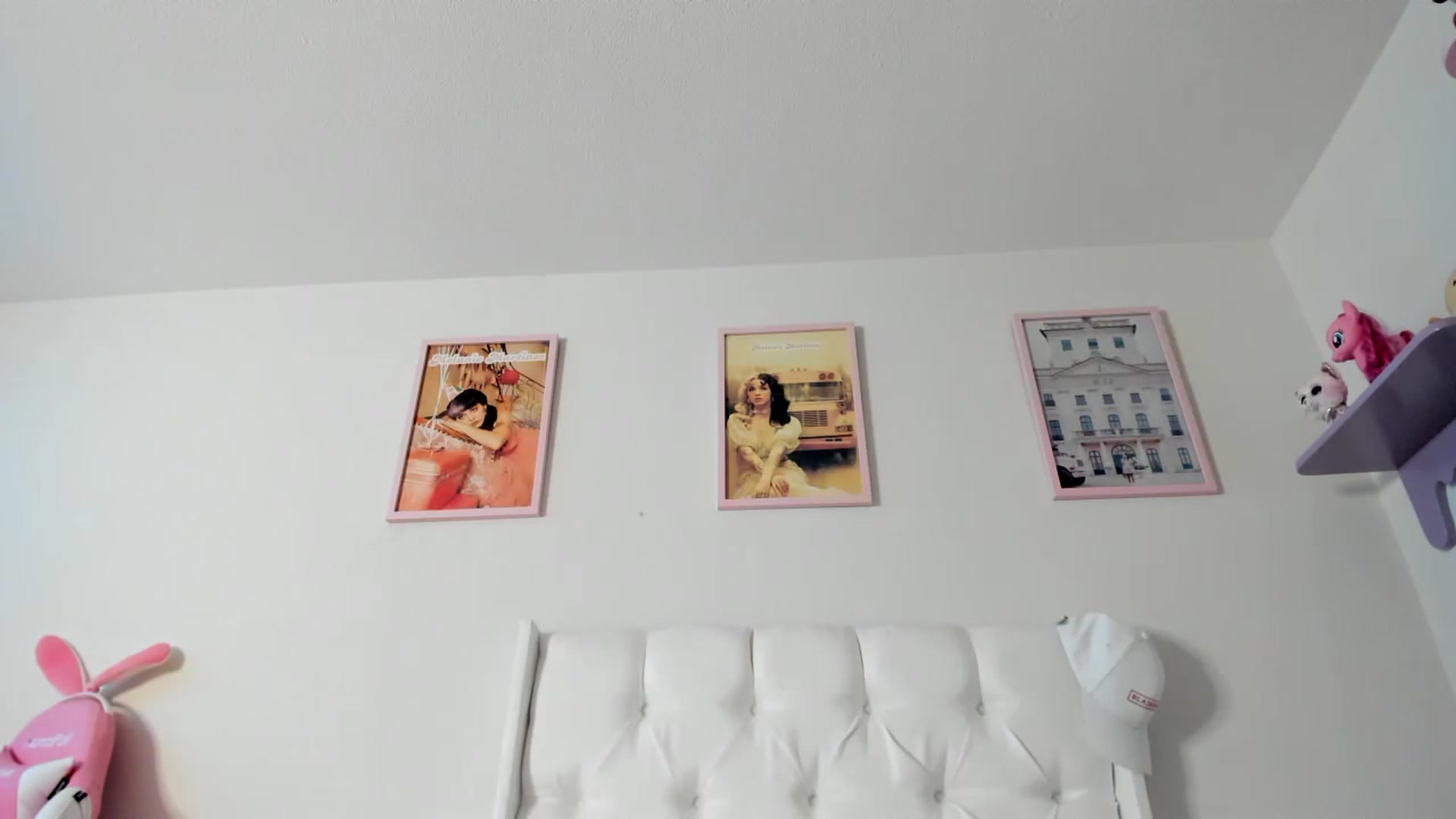 Gallery image thumbnail from Cherrycute666's myfreecams stream on, 05/07/2023, 07:16 image 14 of 20