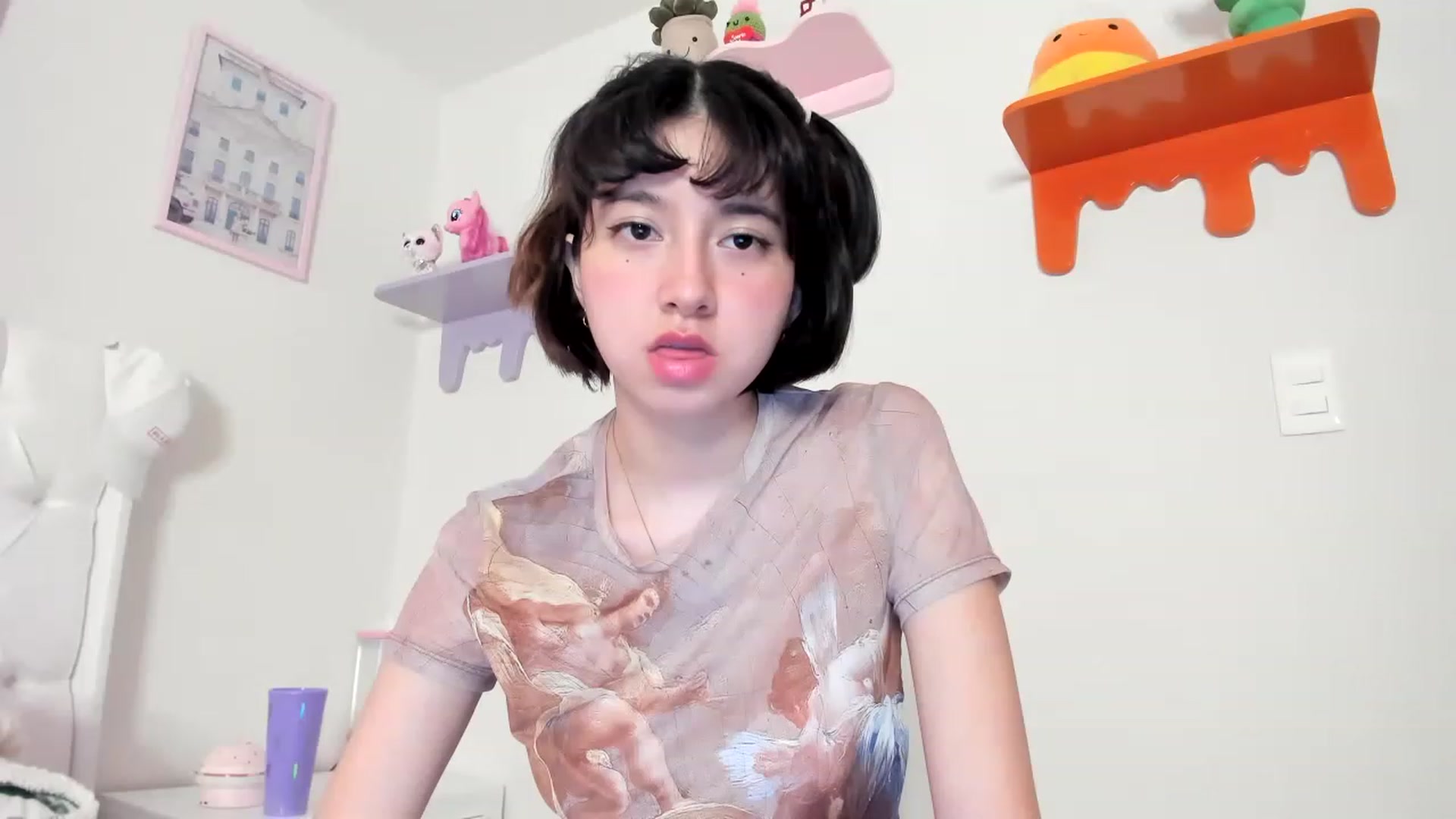 Gallery image thumbnail from Cherrycute666's myfreecams stream on, 05/07/2023, 07:37 image 15 of 20