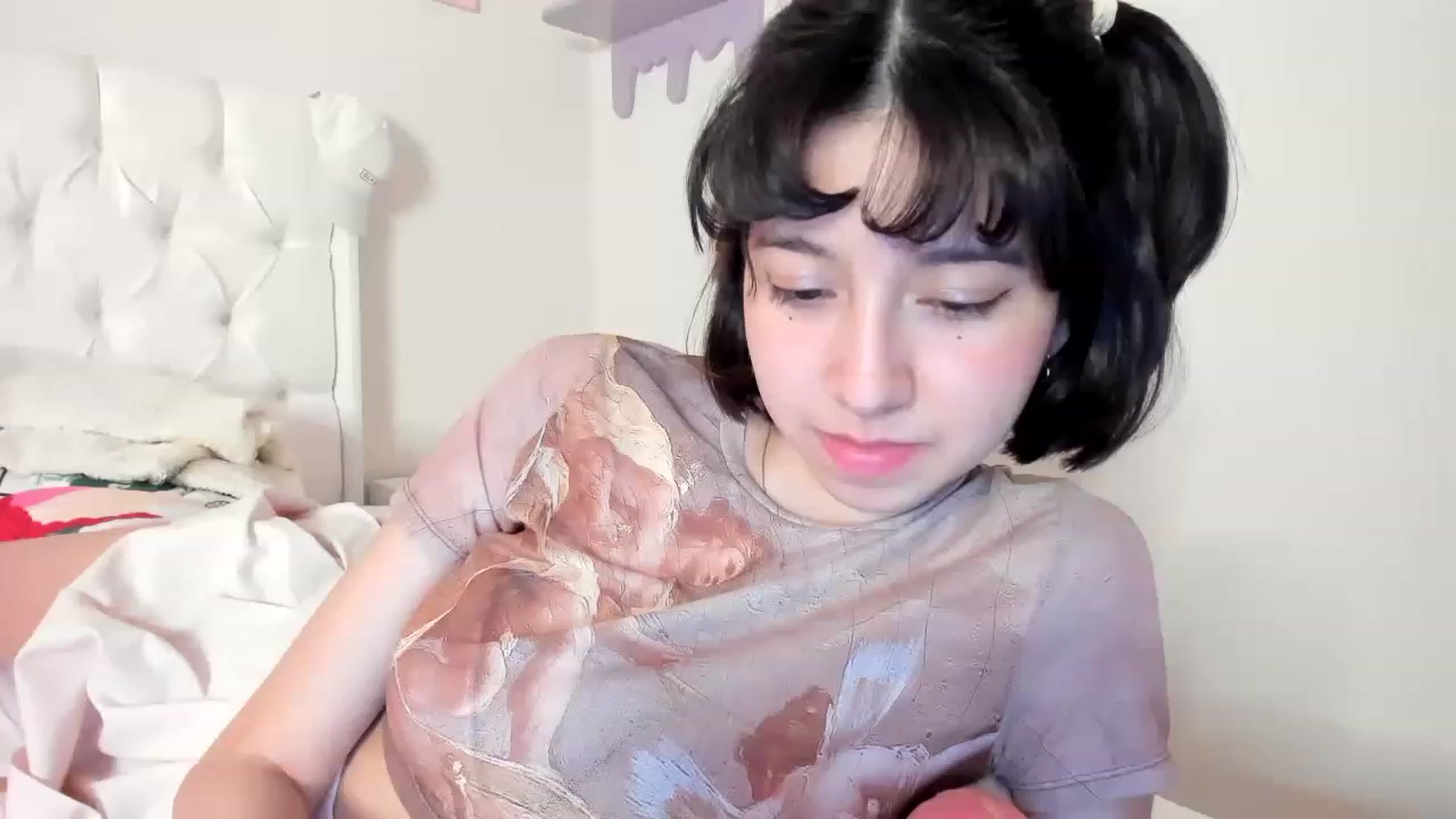 Gallery image thumbnail from Cherrycute666's myfreecams stream on, 05/07/2023, 09:41 image 12 of 20