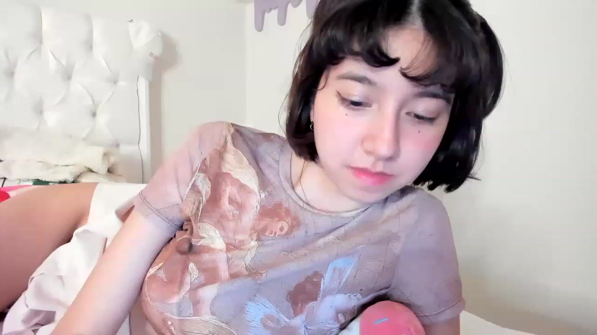 Gallery image thumbnail from Cherrycute666's myfreecams stream on, 05/07/2023, 09:41 image 17 of 20