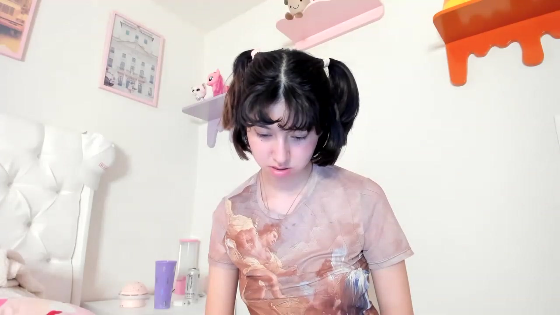 Gallery image thumbnail from Cherrycute666's myfreecams stream on, 05/07/2023, 11:41 image 14 of 20