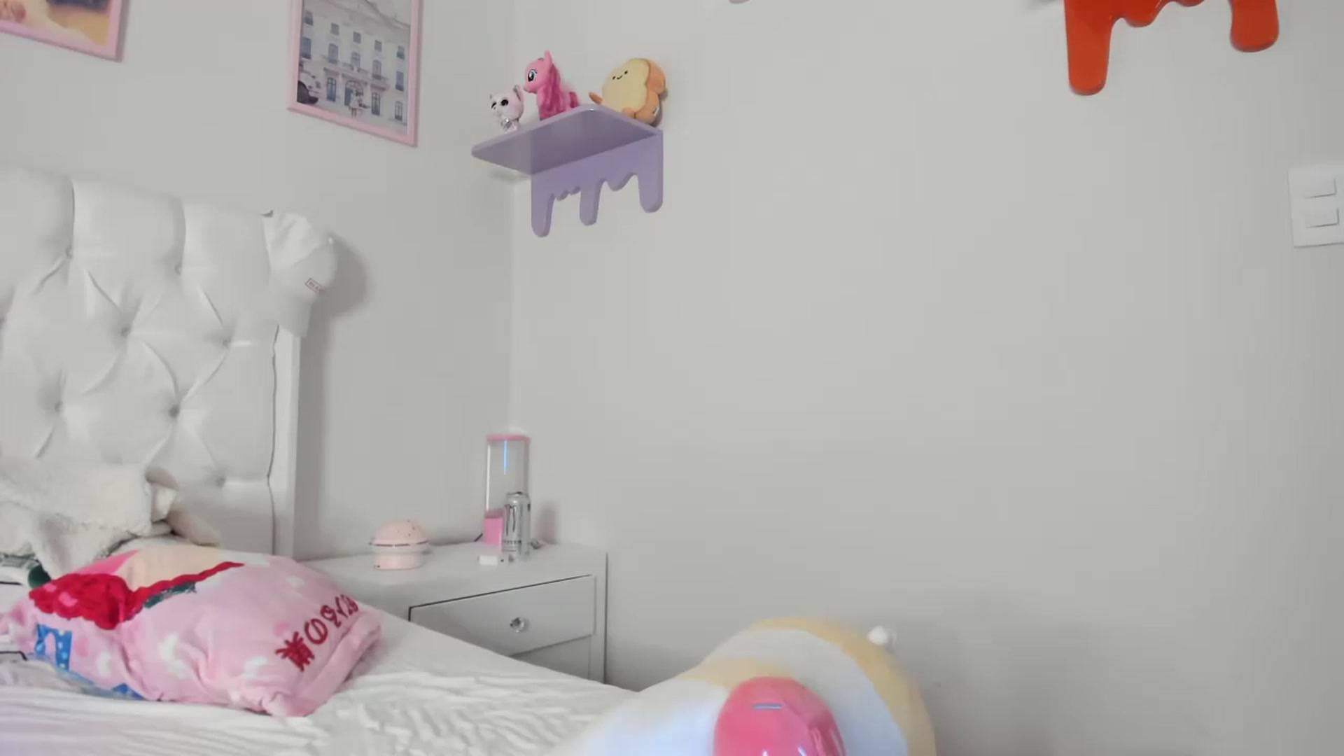 Gallery image thumbnail from Cherrycute666's myfreecams stream on, 05/07/2023, 11:41 image 6 of 20