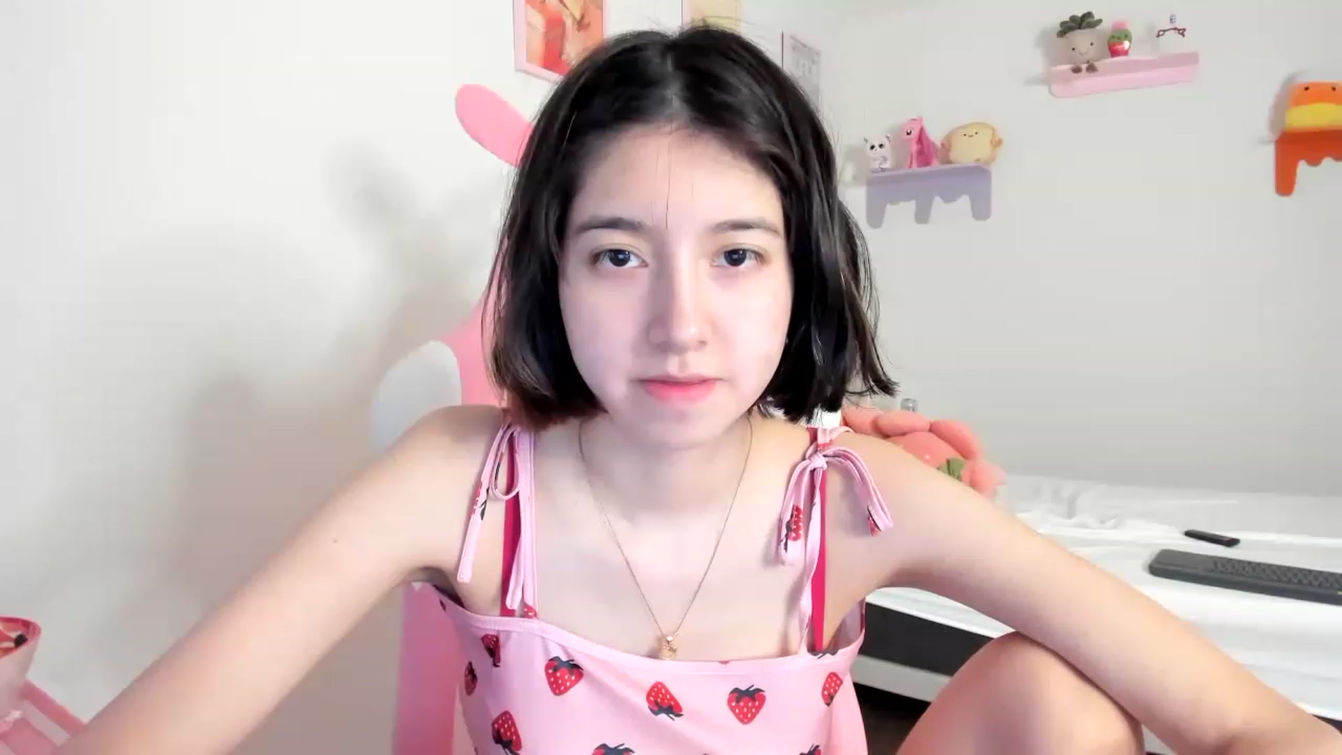 Gallery image thumbnail from Cherrycute666's myfreecams stream on, 05/07/2023, 23:51 image 15 of 20