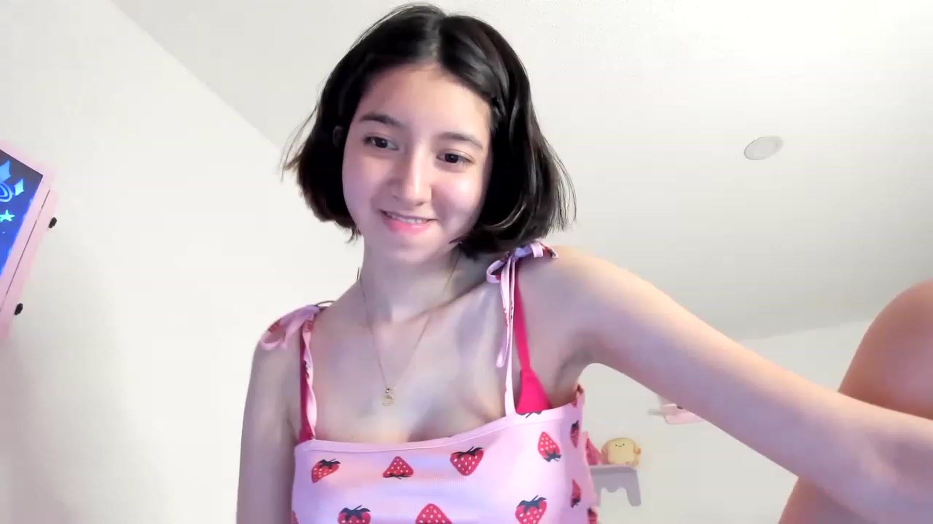 Gallery image thumbnail from Cherrycute666's myfreecams stream on, 05/08/2023, 03:12 image 1 of 20