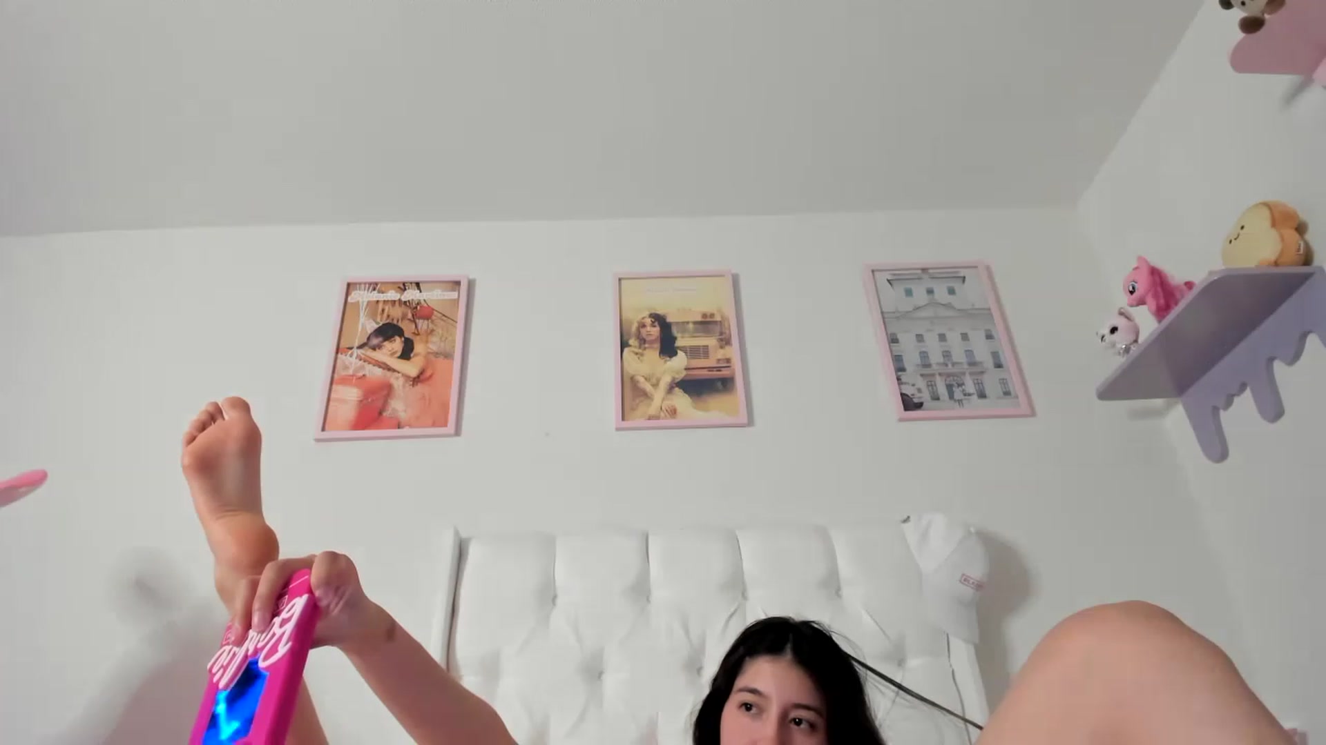 Gallery image thumbnail from Cherrycute666's myfreecams stream on, 05/08/2023, 05:35 image 8 of 20