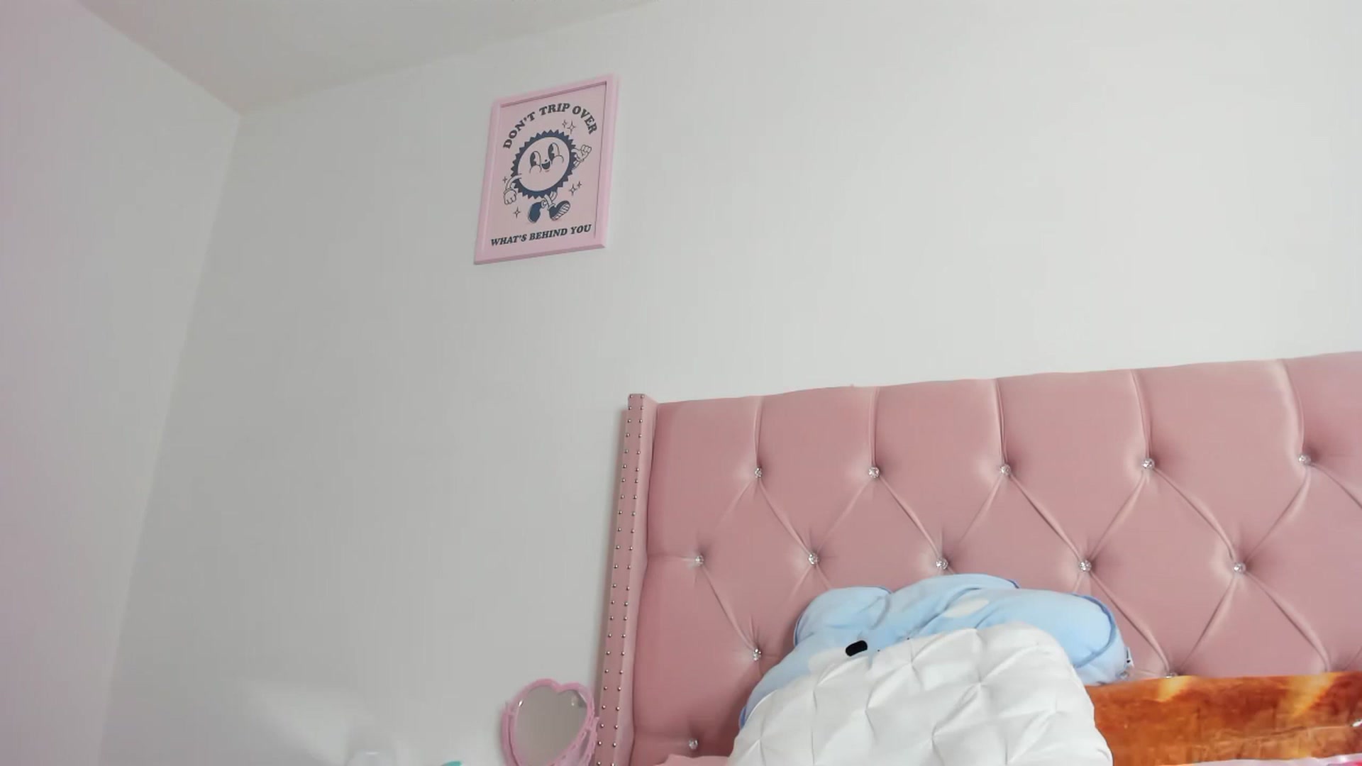 Gallery image thumbnail from Cherrycute666's myfreecams stream on, 05/08/2023, 23:53 image 14 of 20