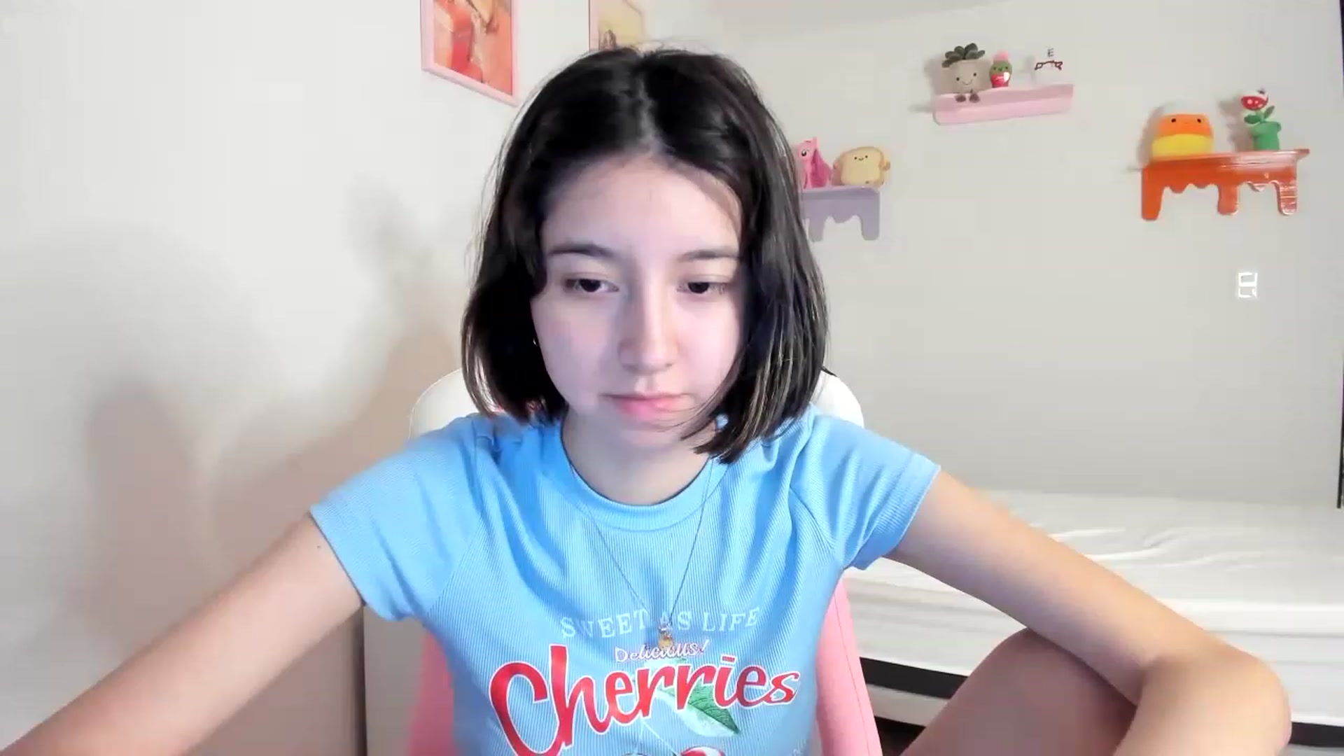 Gallery image thumbnail from Cherrycute666's myfreecams stream on, 05/09/2023, 02:26 image 10 of 20