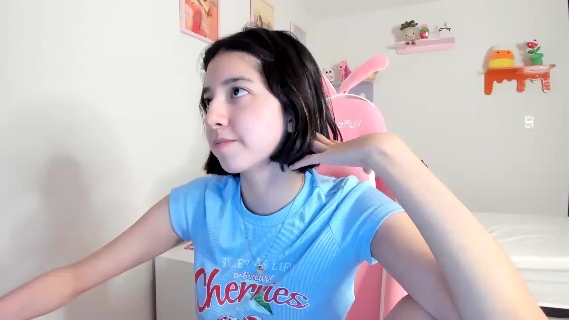 Gallery image thumbnail from Cherrycute666's myfreecams stream on, 05/09/2023, 02:26 image 20 of 20