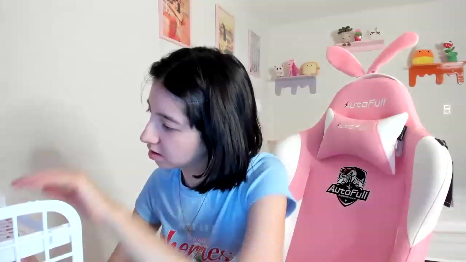 Gallery image thumbnail from Cherrycute666's myfreecams stream on, 05/09/2023, 03:15 image 12 of 20