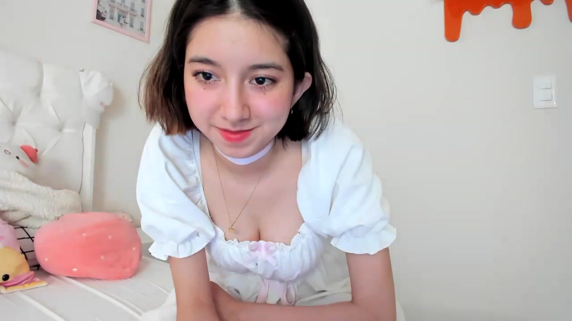 Gallery image thumbnail from Cherrycute666's myfreecams stream on, 05/09/2023, 23:13 image 15 of 20