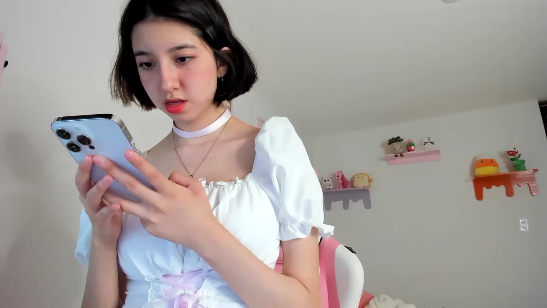 Gallery image thumbnail from Cherrycute666's myfreecams stream on, 05/09/2023, 23:13 image 1 of 20