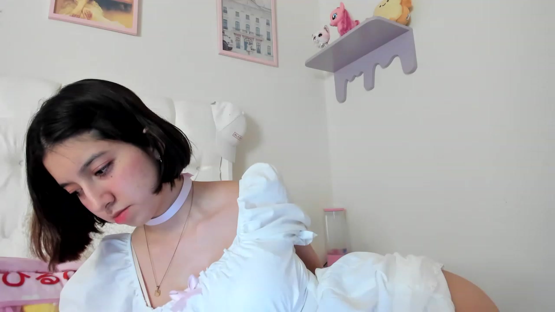 Gallery image thumbnail from Cherrycute666's myfreecams stream on, 05/10/2023, 01:31 image 1 of 20