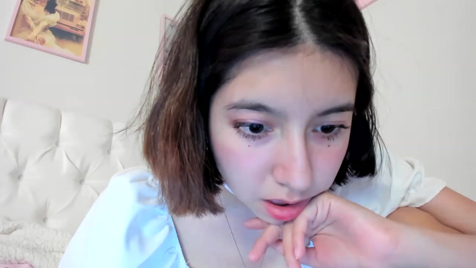 Gallery image thumbnail from Cherrycute666's myfreecams stream on, 05/10/2023, 01:31 image 9 of 20