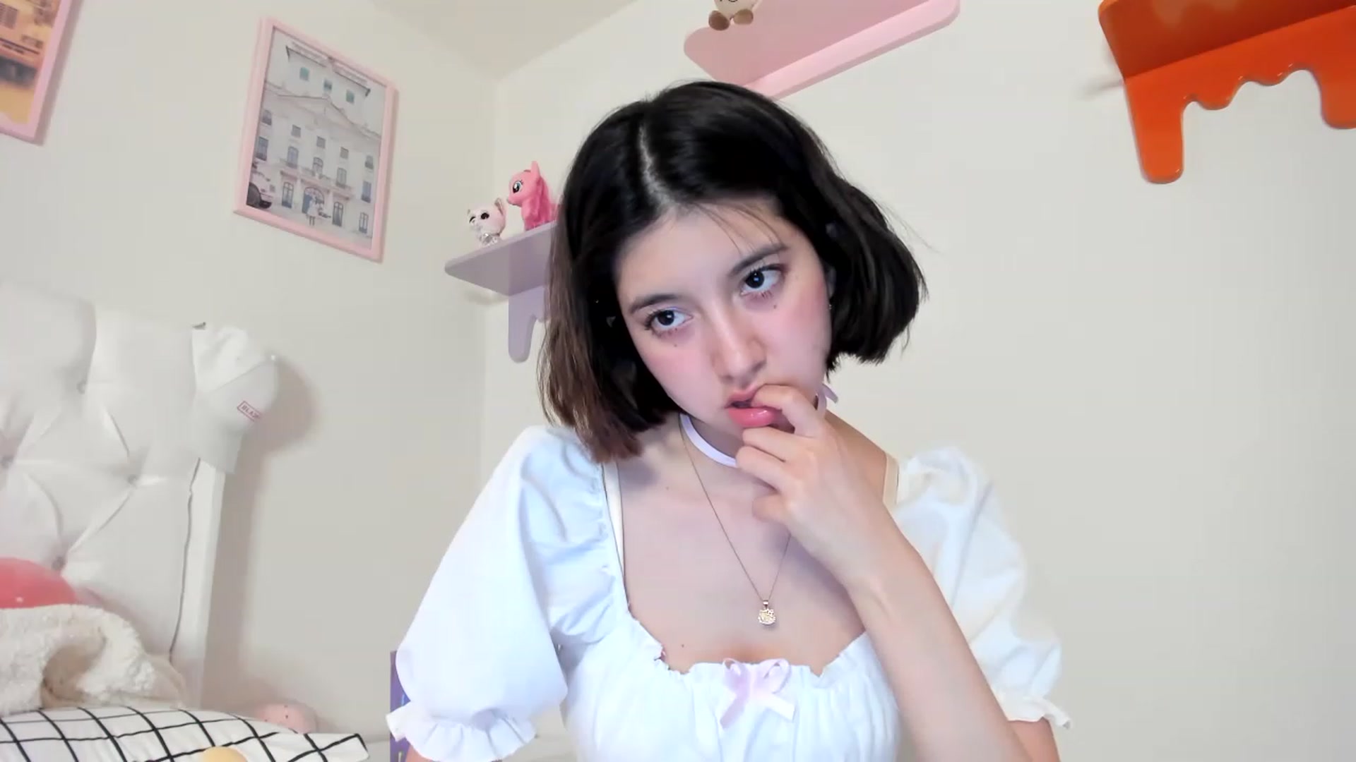 Gallery image thumbnail from Cherrycute666's myfreecams stream on, 05/10/2023, 04:19 image 15 of 20