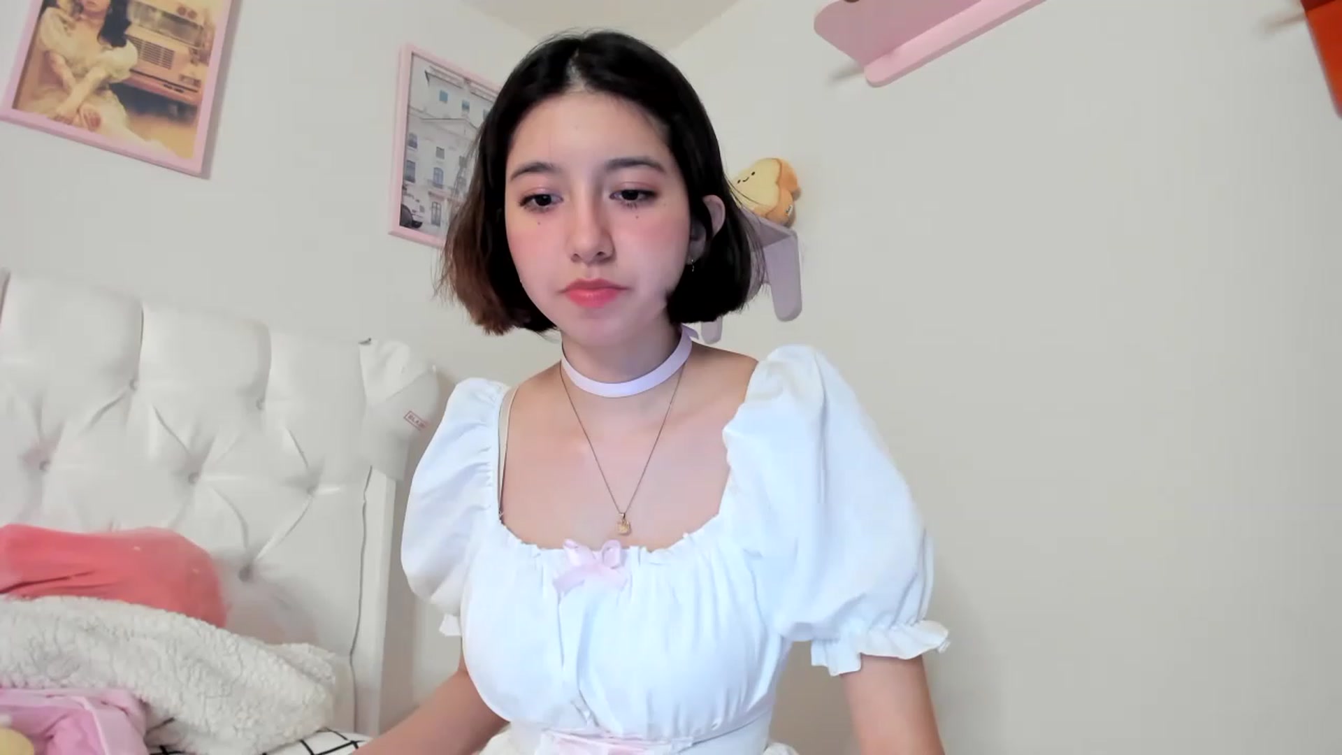 Gallery image thumbnail from Cherrycute666's myfreecams stream on, 05/10/2023, 04:19 image 10 of 20