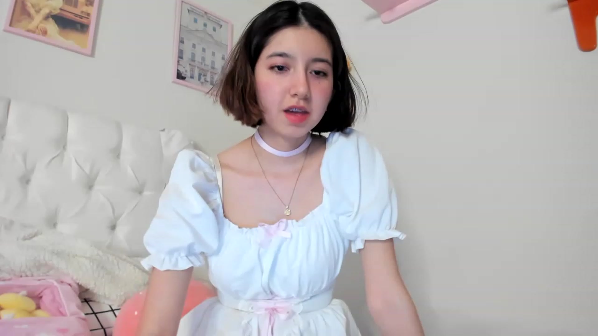 Gallery image thumbnail from Cherrycute666's myfreecams stream on, 05/10/2023, 04:19 image 9 of 20