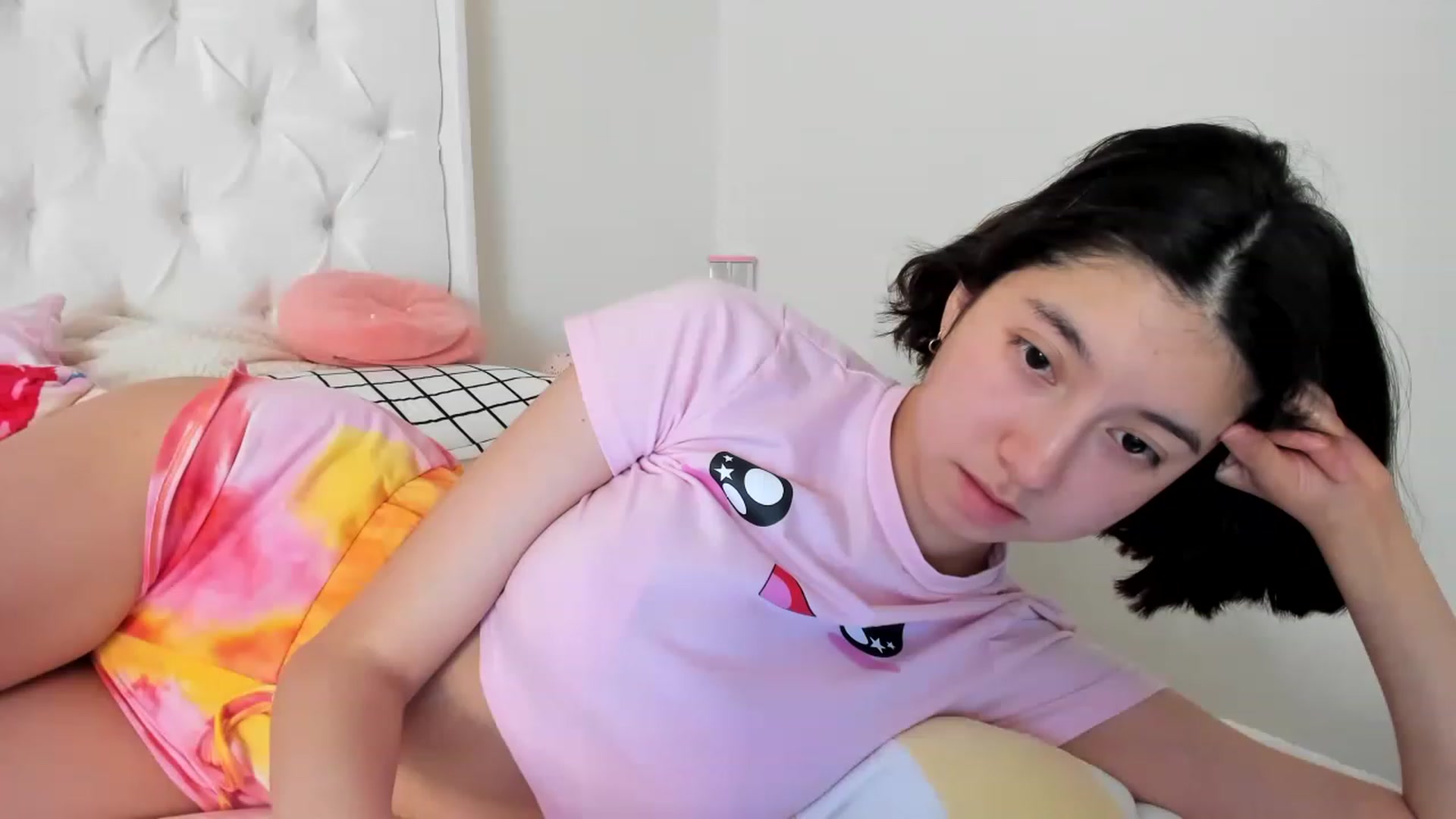 Gallery image thumbnail from Cherrycute666's myfreecams stream on, 05/10/2023, 14:38 image 14 of 20