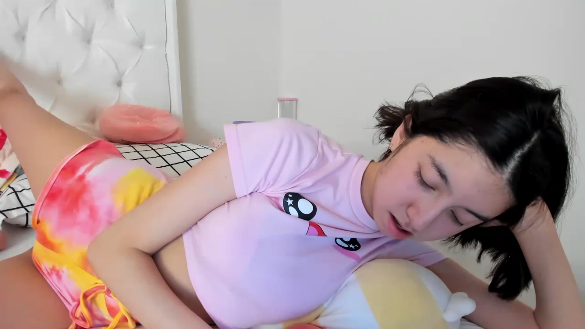 Gallery image thumbnail from Cherrycute666's myfreecams stream on, 05/10/2023, 14:38 image 11 of 20