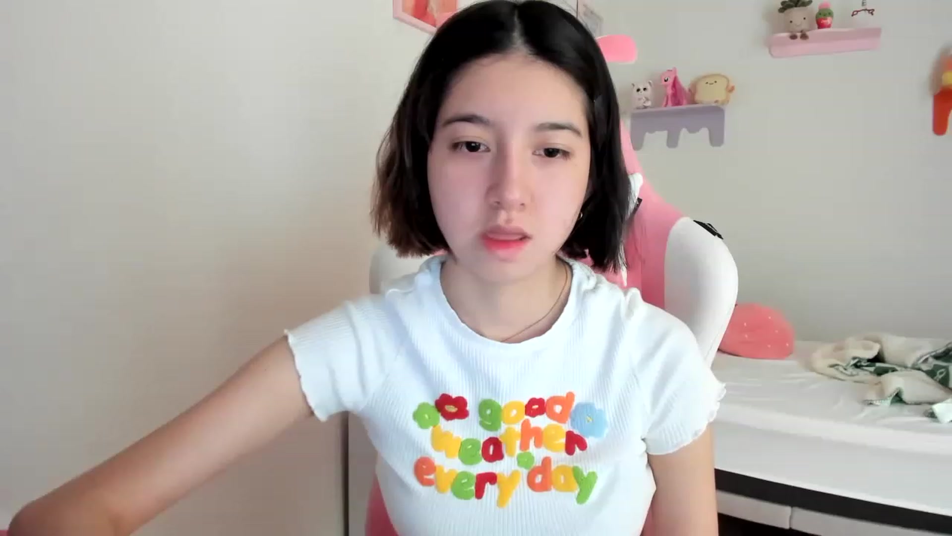 Gallery image thumbnail from Cherrycute666's myfreecams stream on, 05/11/2023, 17:05 image 9 of 20
